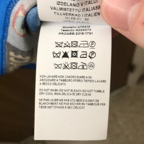 Limited edition Silk Versace horoscope T-shirt - Picture 11 of 13